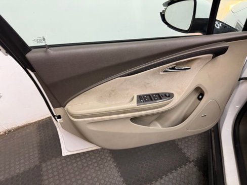 Used 2015 Chevrolet Volt Premium w/ Premium Trim Package image 10