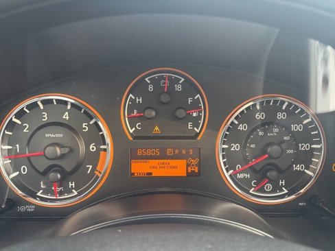 Used 2015 Nissan Armada Platinum image 25