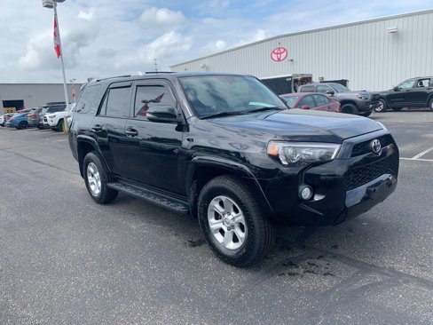 Used 2018 Toyota 4Runner SR5 Premium image 2