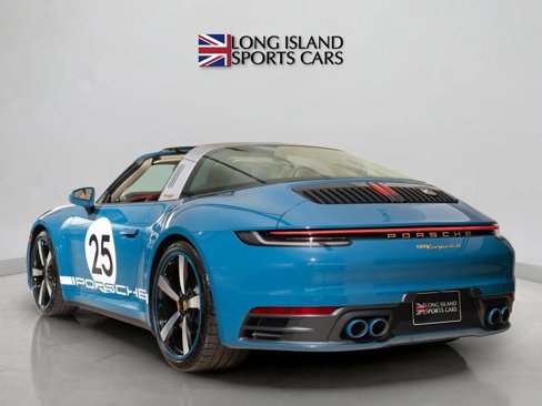 Used 2021 Porsche 911 Targa 4S Heritage Design image 6