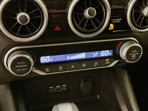 Used 2021 Nissan Sentra SV image 23
