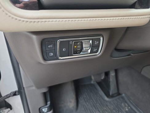 Used 2021 Lincoln Aviator Grand Touring w/ Elements Package Plus image 23