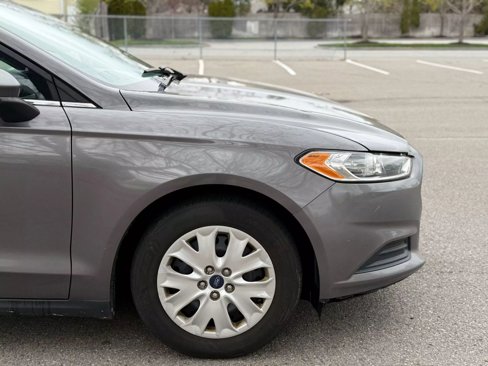 Used 2013 Ford Fusion S image 12