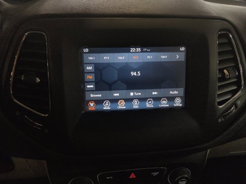 Used 2018 Jeep Compass Latitude w/ Popular Equipment Group image 25