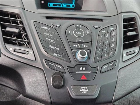 Used 2017 Ford Fiesta SE image 10