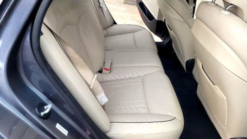 Used 2015 Hyundai Genesis 5.0 w/ Option Group 05 image 12