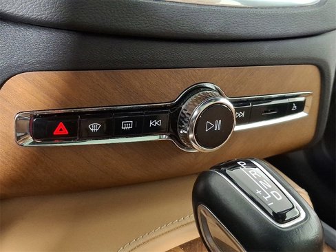Used 2019 Volvo XC90 T6 Inscription w/ Advanced Package image 19
