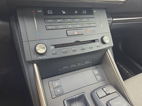 Used 2015 Lexus IS 350 AWD image 16