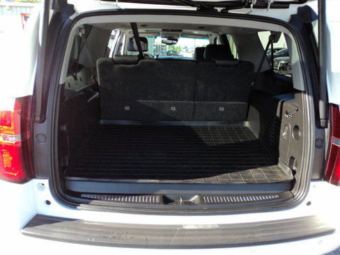 Used 2018 Chevrolet Suburban LT image 20