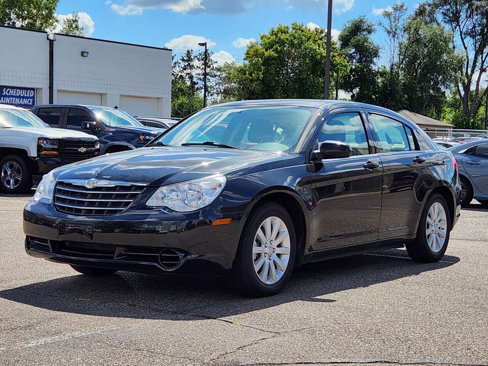 Used 2010 Chrysler Sebring Limited image 7