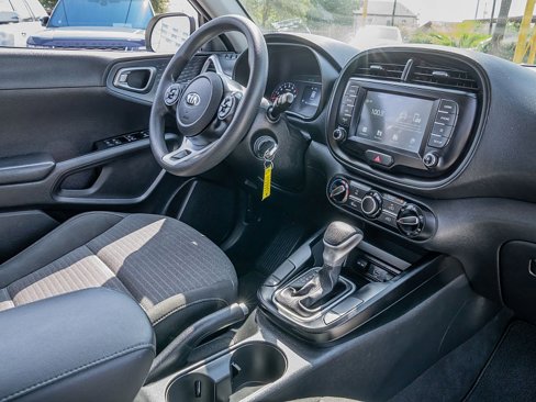Used 2021 Kia Soul S image 24