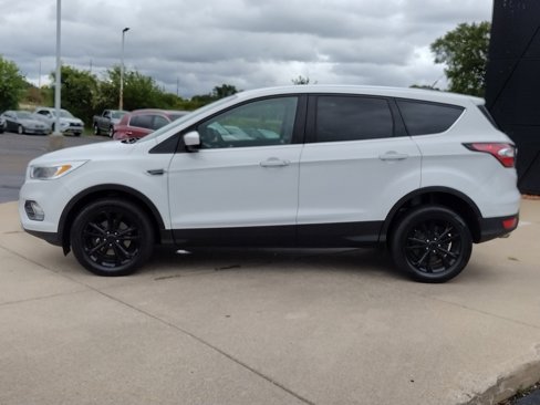 Used 2017 Ford Escape SE w/ SE Cold Weather Package image 17