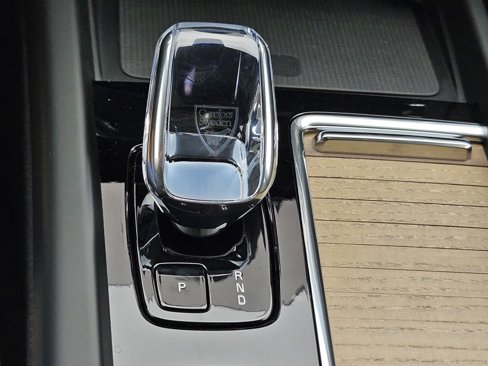 New 2026 Volvo XC60 B5 Plus w/ Protection Package Premier image 19