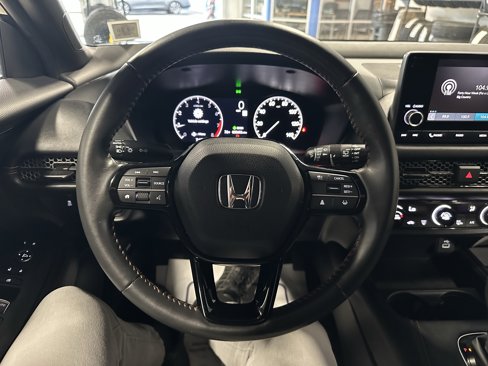 Used 2024 Honda HR-V Sport image 9