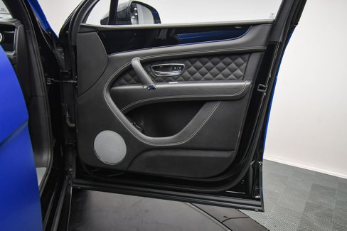 Used 2020 Bentley Bentayga Speed image 44