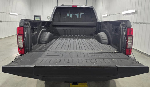 Used 2022 Ford F350 Lariat image 15