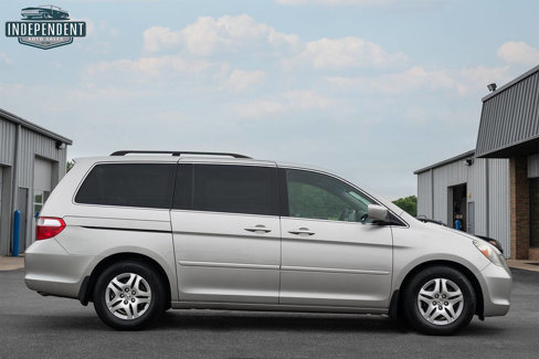 Used 2005 Honda Odyssey EX-L image 2