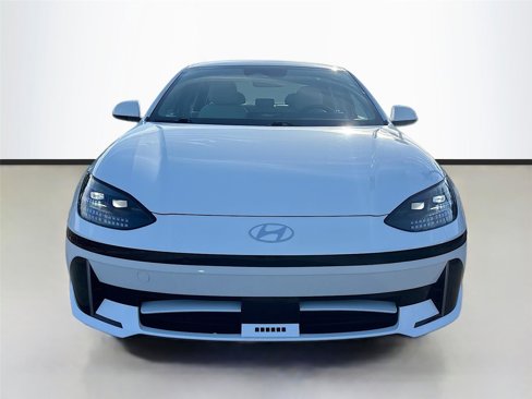 Used 2023 Hyundai Ioniq 6 SEL w/ Cargo Package image 2