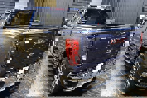 Used 2022 GMC Sierra 1500 SLE image 3