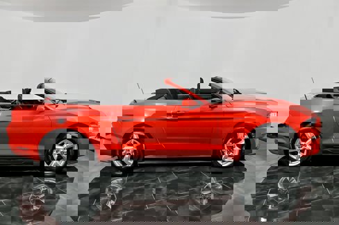 Used 2019 Ford Mustang Convertible image 13