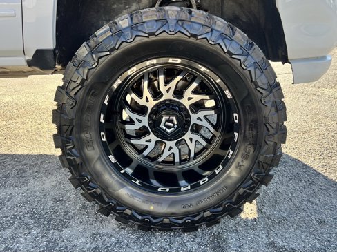 Used 2018 Chevrolet Silverado 1500 LT w/ All Star Edition image 10