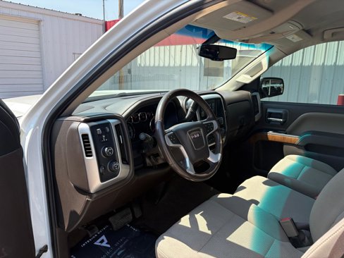 Used 2017 GMC Sierra 1500 SLE w/ SLE Value Package image 27