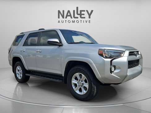 Used 2020 Toyota 4Runner SR5 image 7