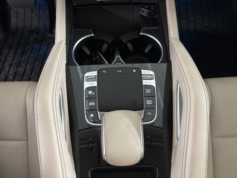Used 2020 Mercedes-Benz GLE 350 image 27