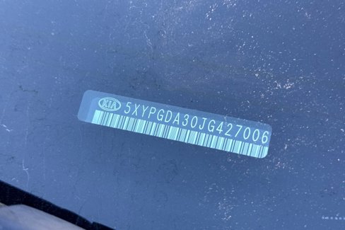 Used 2018 Kia Sorento LX image 3