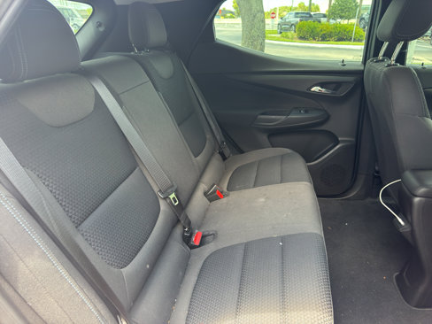 Used 2022 Chevrolet Bolt EUV LT w/ Comfort Package image 11