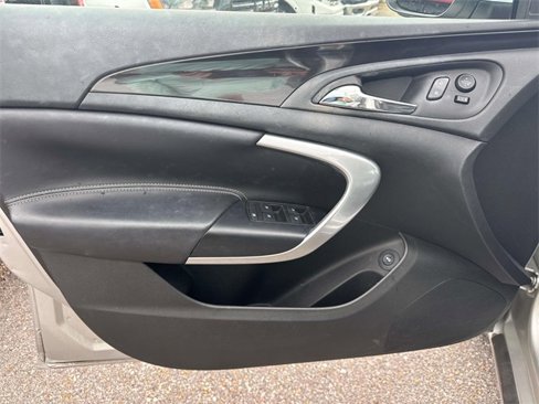 Used 2014 Buick Regal image 17
