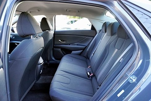 Certified 2024 Hyundai Elantra SEL image 15