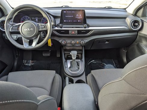Used 2023 Kia Forte LXS image 13