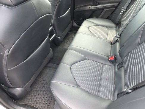Used 2022 Toyota Camry SE image 33