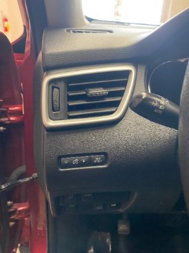 Used 2016 Nissan Rogue SV image 19