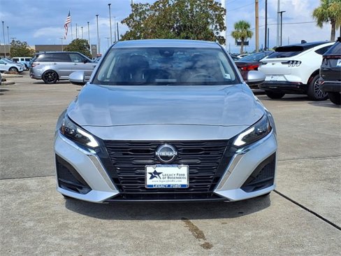 Used 2023 Nissan Altima 2.5 SV image 29