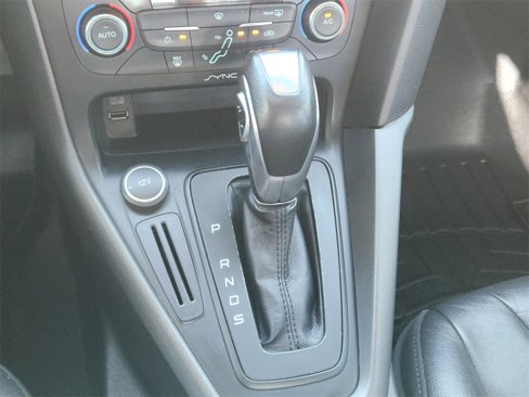 Used 2016 Ford Focus SE w/ Equipment Group 201A image 10