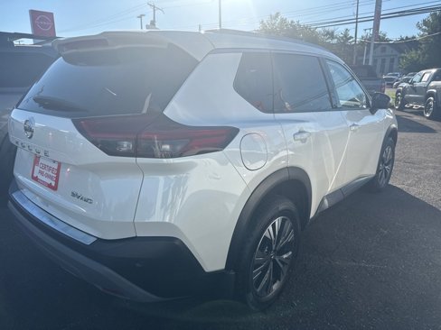 Certified 2021 Nissan Rogue SV w/ Premium Package image 5