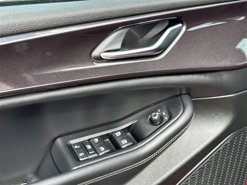 Certified 2023 Jeep Grand Cherokee Altitude image 26
