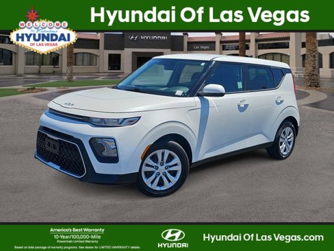 Used 2022 Kia Soul LX image 1
