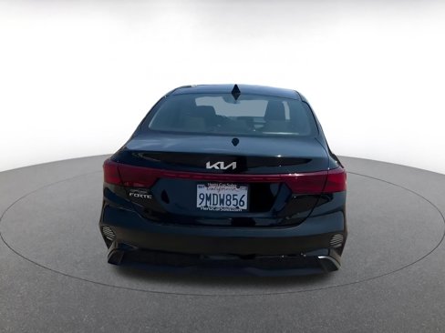 Used 2024 Kia Forte LXS image 12