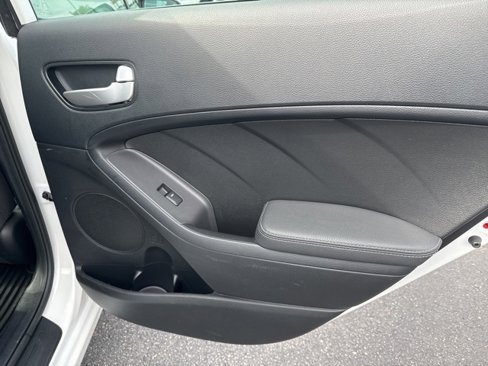 Used 2018 Kia Forte LX w/ LX Popular Package image 35