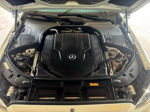 Used 2022 Mercedes-Benz S 580 4MATIC Sedan w/ AMG Line Package image 40