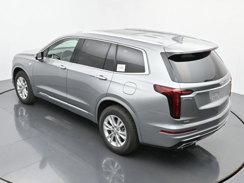 New 2025 Cadillac XT6 Luxury image 25