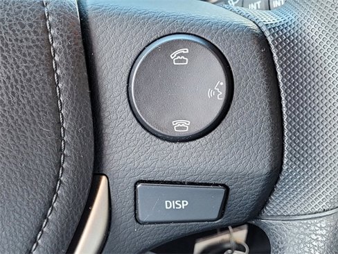 Used 2015 Toyota RAV4 XLE image 30