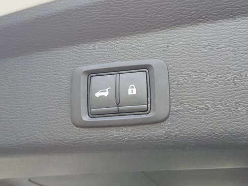 Used 2023 Mitsubishi Outlander SEL image 28