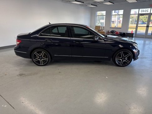 Used 2010 Mercedes-Benz C 300 4MATIC Sedan image 12
