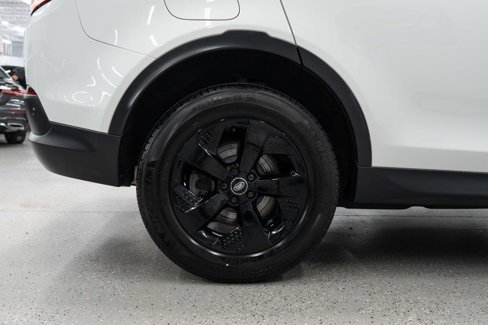 Used 2022 Land Rover Discovery Sport SE image 36