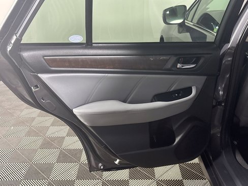 Used 2019 Subaru Outback 2.5i Limited w/ Popular Package #2 image 20