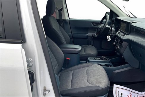 Used 2024 Ford Maverick XLT w/ XLT Luxury Package image 7